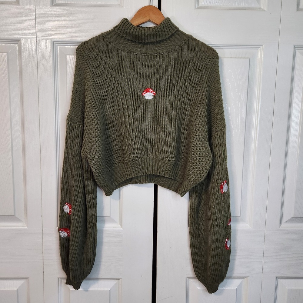 ROMWE Olive Green Mushroom Embroidered Cropped Turtleneck Sweater Large L Fairy